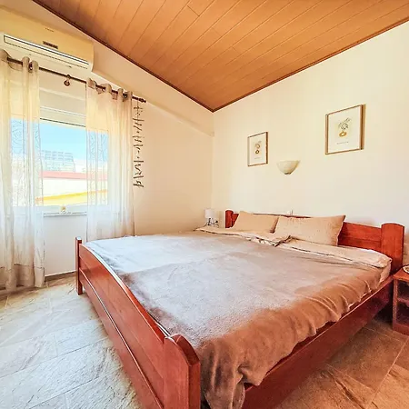 Nachtigall Vir-3 By Interhome Apartman